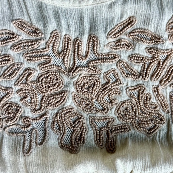 Kimchi Blue Cream Sleeveless Cold Shoulder Beaded Elatic Waist Dress Size M - Picture 4 of 16